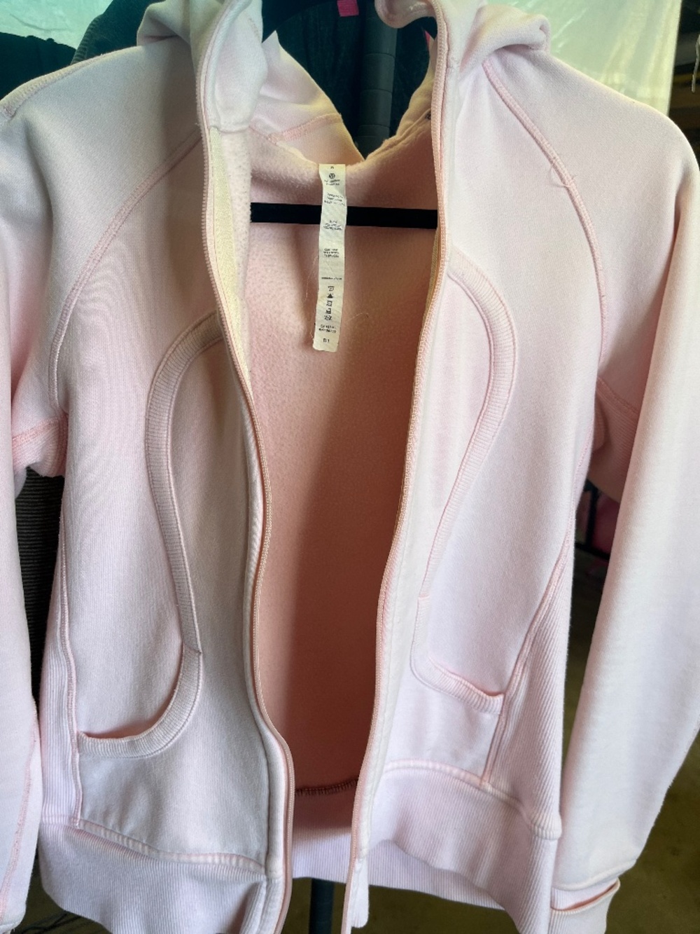 Lululemon sweater - Picture 3 of 5